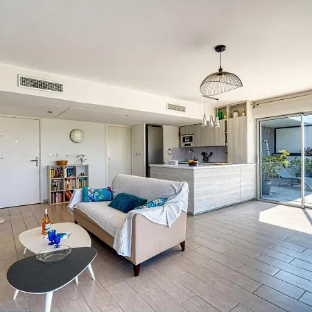 Apartment Golfe Horizon-1 By Interhome Frejus